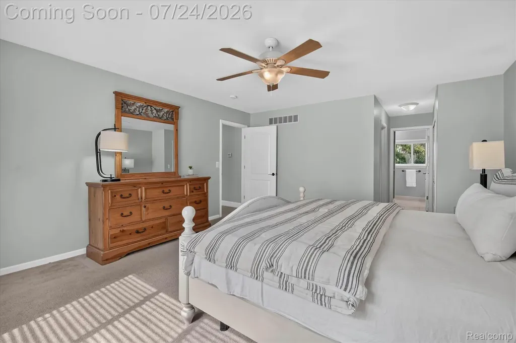 30007 Bradford Drive Lyon Charter Township MI 48165