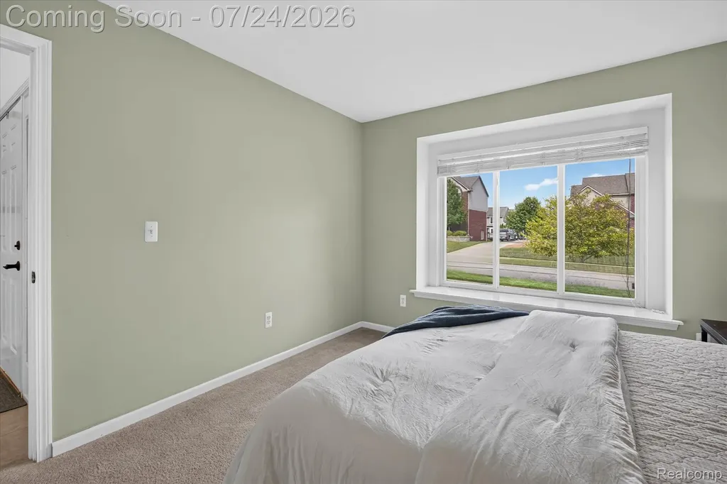 30007 Bradford Drive Lyon Charter Township MI 48165