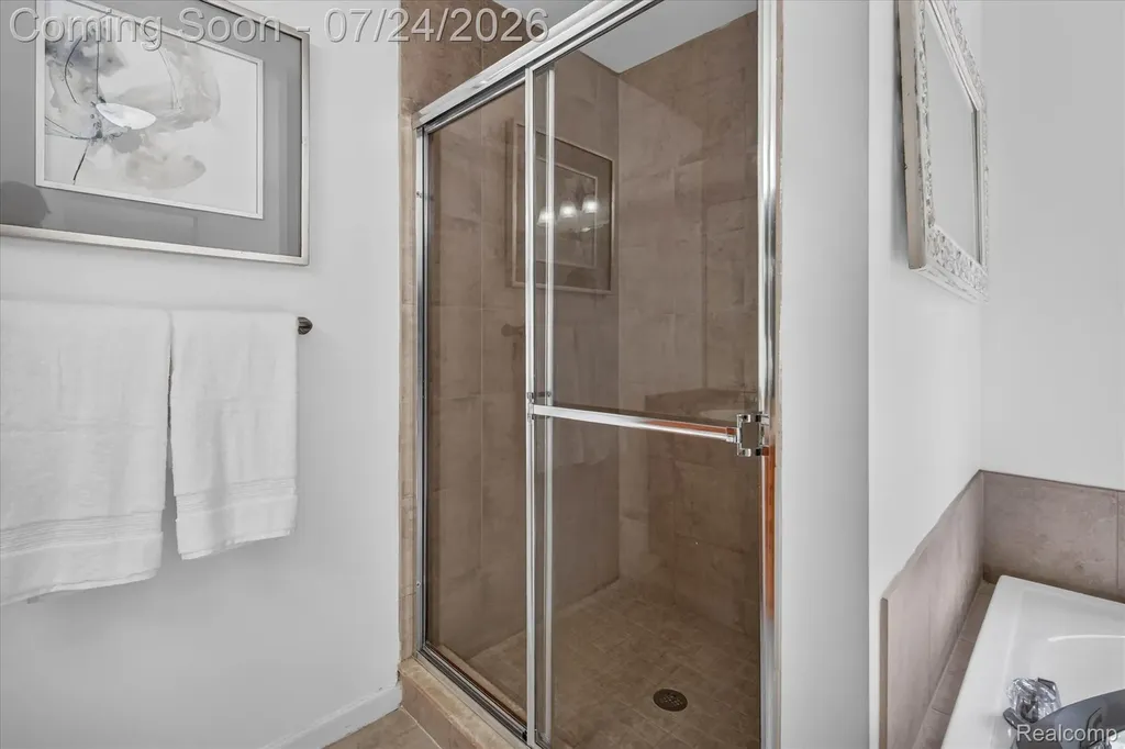 30007 Bradford Drive Lyon Charter Township MI 48165