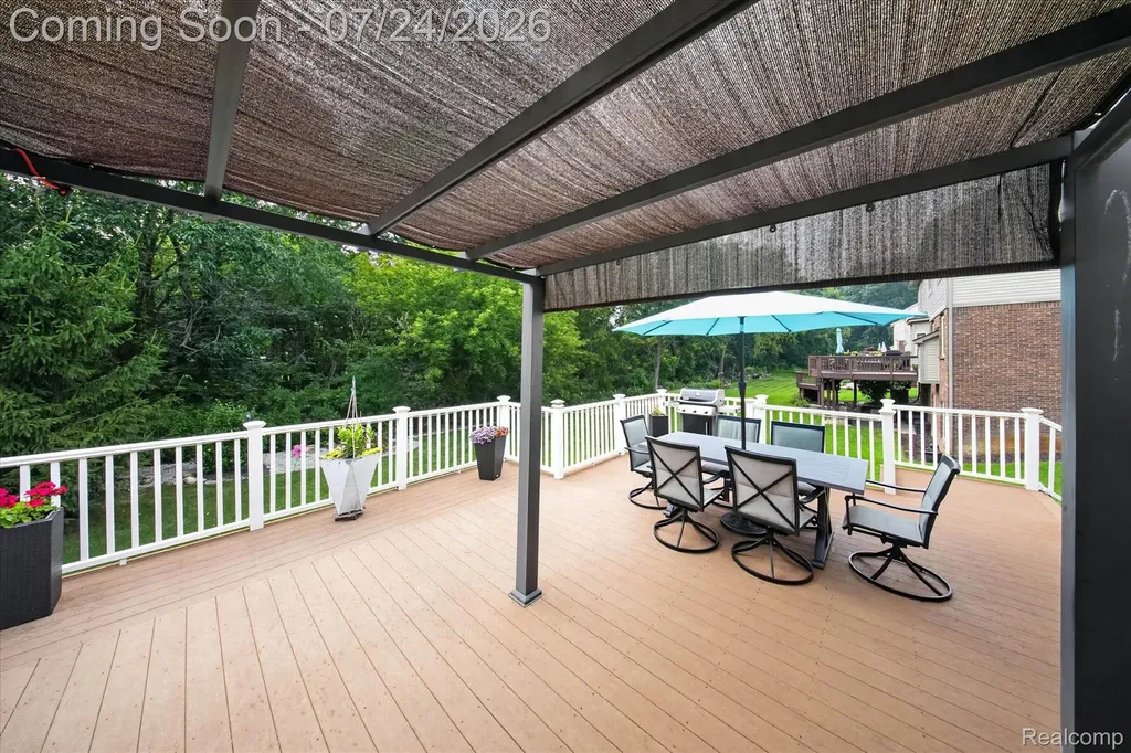 30007 Bradford Drive Lyon Charter Township MI 48165