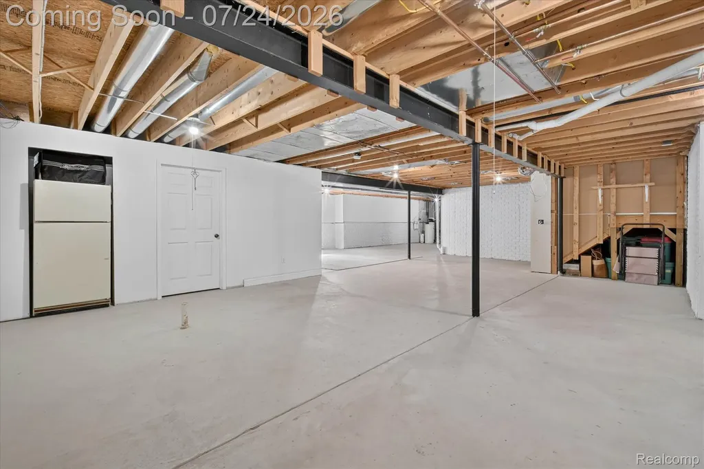 30007 Bradford Drive Lyon Charter Township MI 48165
