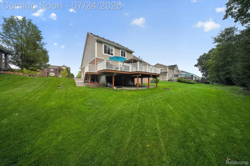 30007 Bradford Drive Lyon Charter Township MI 48165