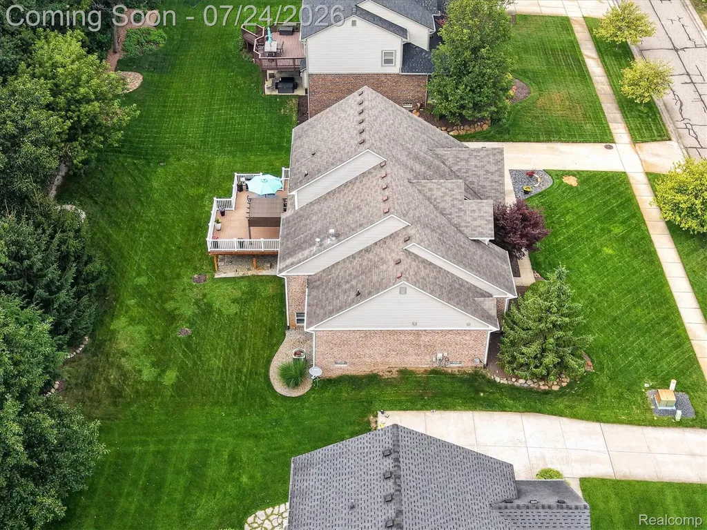 30007 Bradford Drive Lyon Charter Township MI 48165