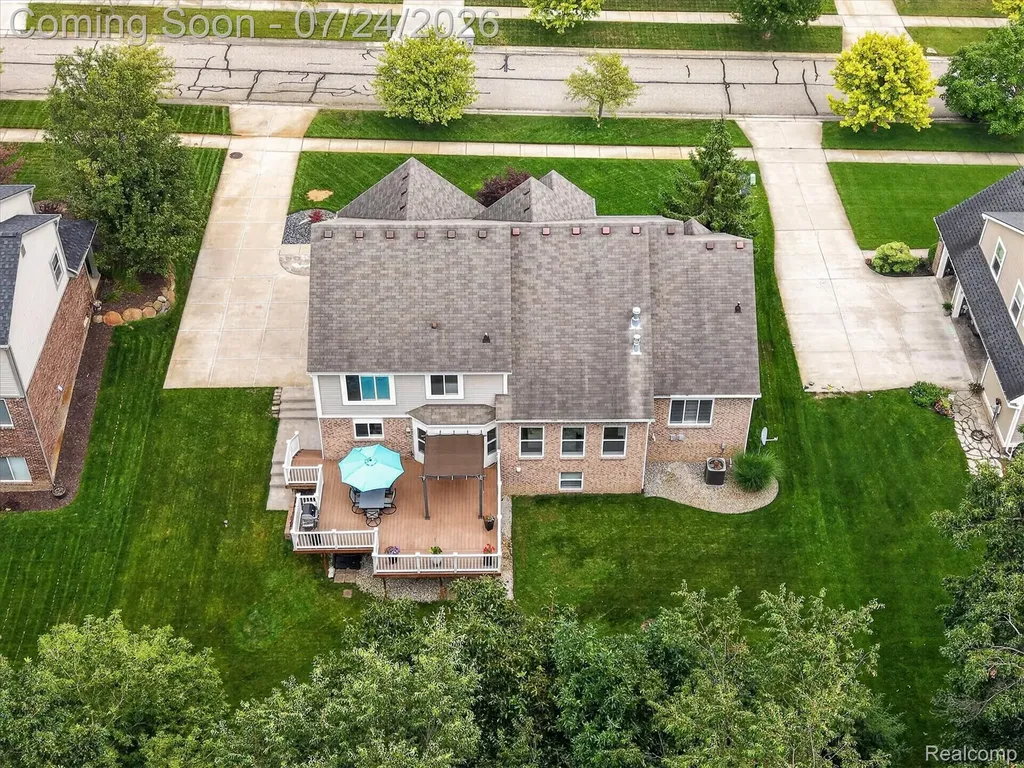 30007 Bradford Drive Lyon Charter Township MI 48165