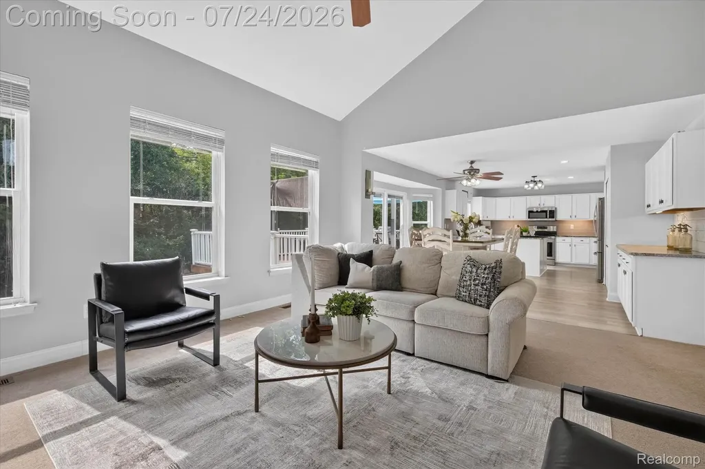 30007 Bradford Drive Lyon Charter Township MI 48165