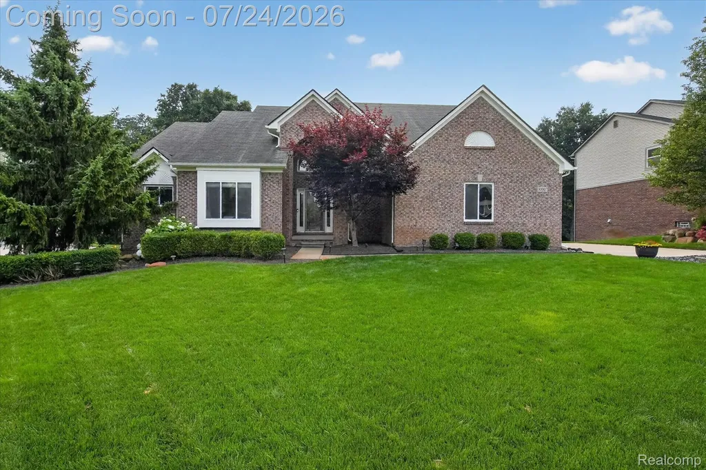30007 Bradford Drive Lyon Charter Township MI 48165
