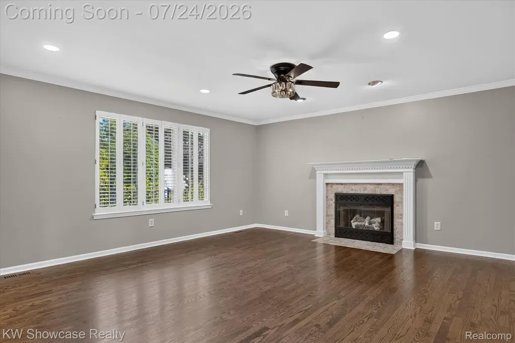 2810 Augusta Drive Commerce Charter Township MI 48382