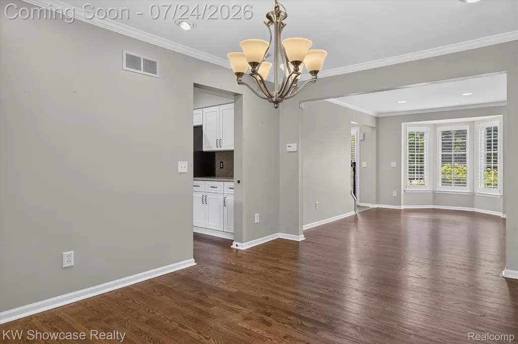 2810 Augusta Drive Commerce Charter Township MI 48382