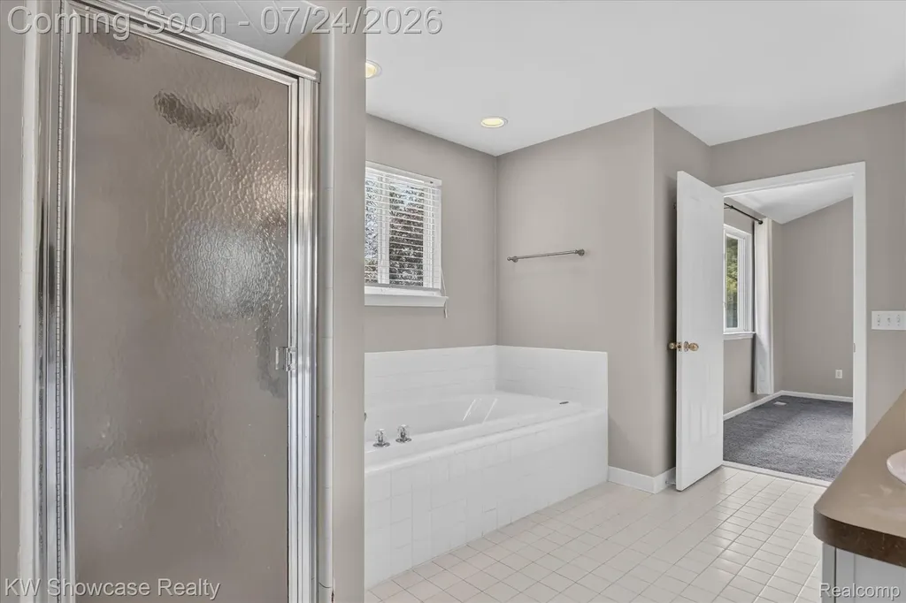2810 Augusta Drive Commerce Charter Township MI 48382