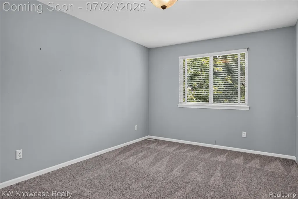 2810 Augusta Drive Commerce Charter Township MI 48382