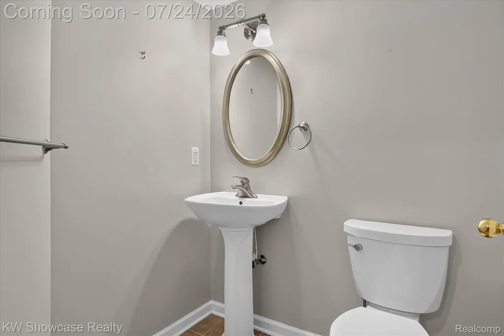 2810 Augusta Drive Commerce Charter Township MI 48382