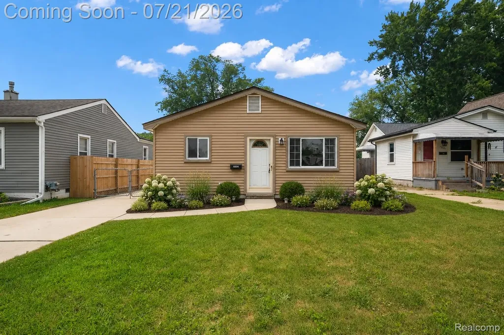 26585 Barrington Street Madison Heights City MI 48071
