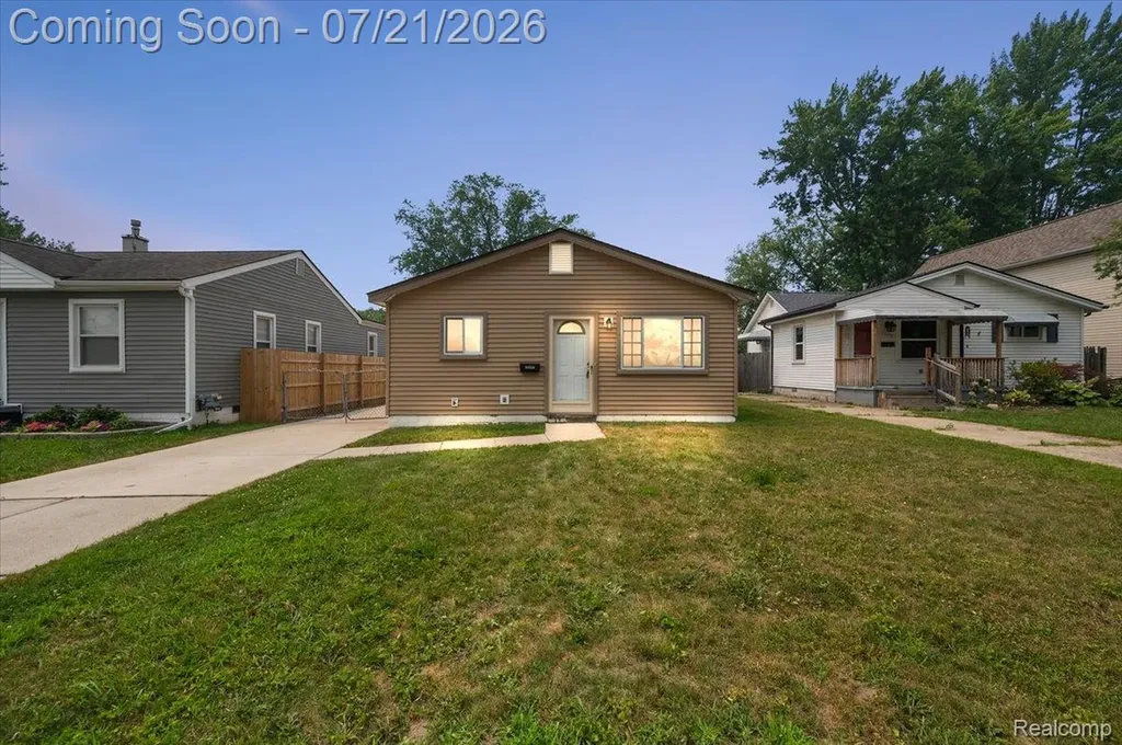 26585 Barrington Street Madison Heights City MI 48071