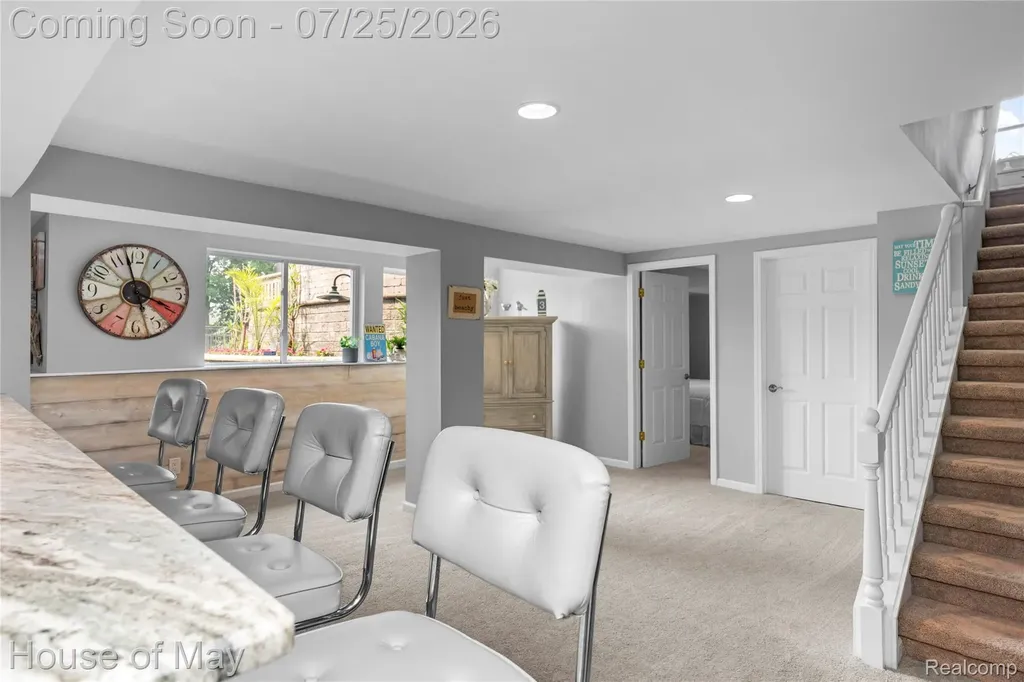 2082 Sandlewood Drive White Lake Charter Township MI 48383