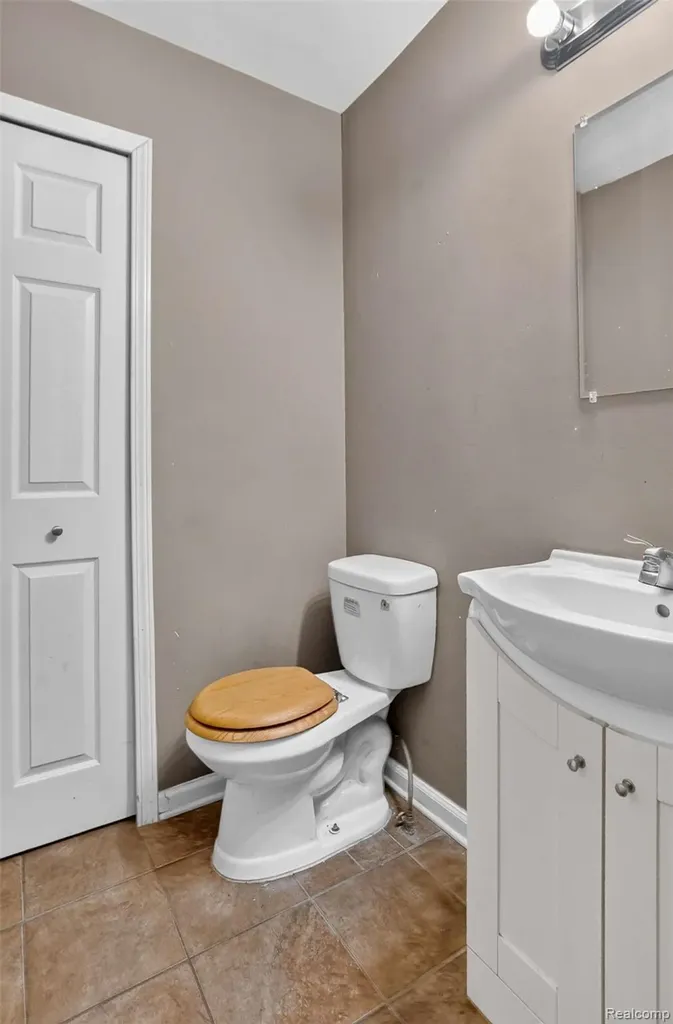 4719 Rosedale Court Independence Charter Township MI 48348