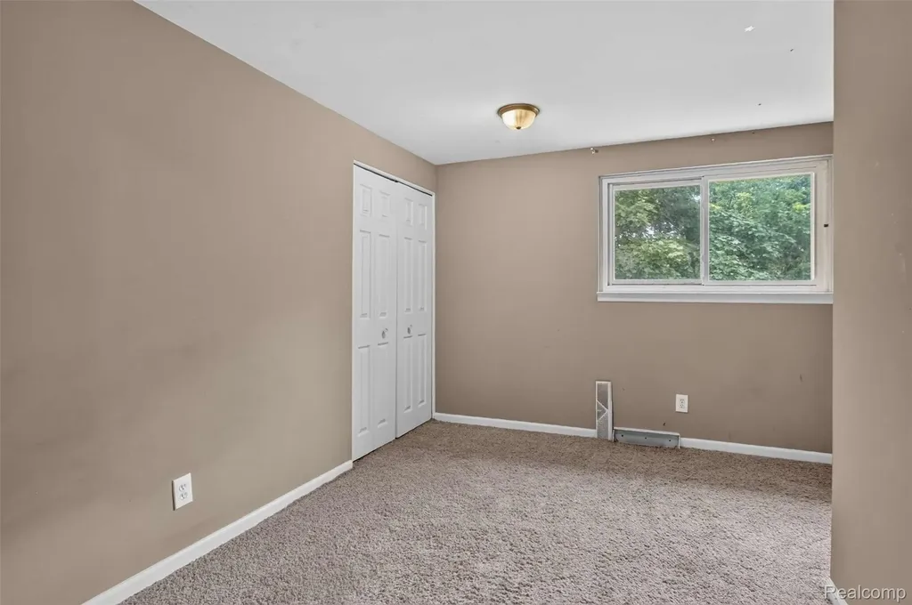 4719 Rosedale Court Independence Charter Township MI 48348
