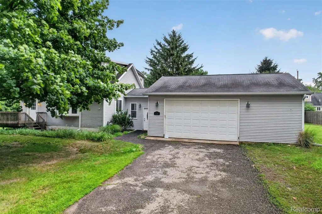 4719 Rosedale Court Independence Charter Township MI 48348