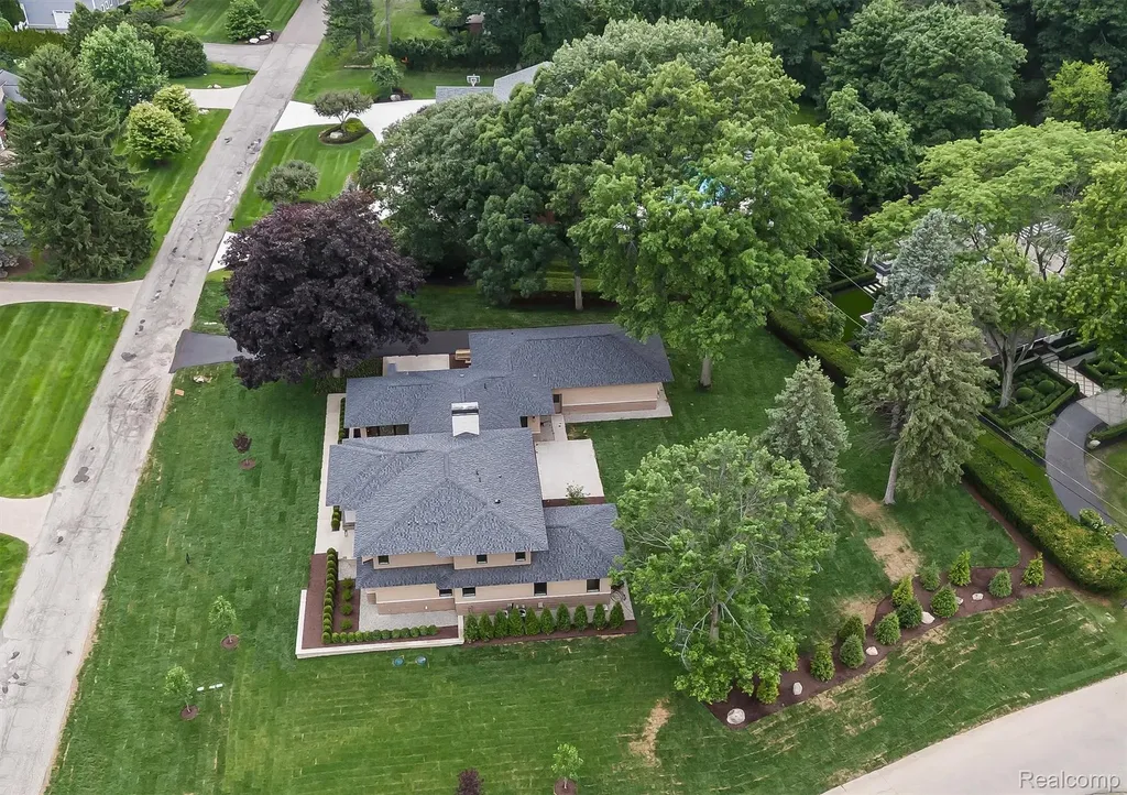 1465 Sodon Lake Drive Bloomfield Hills City MI 48302