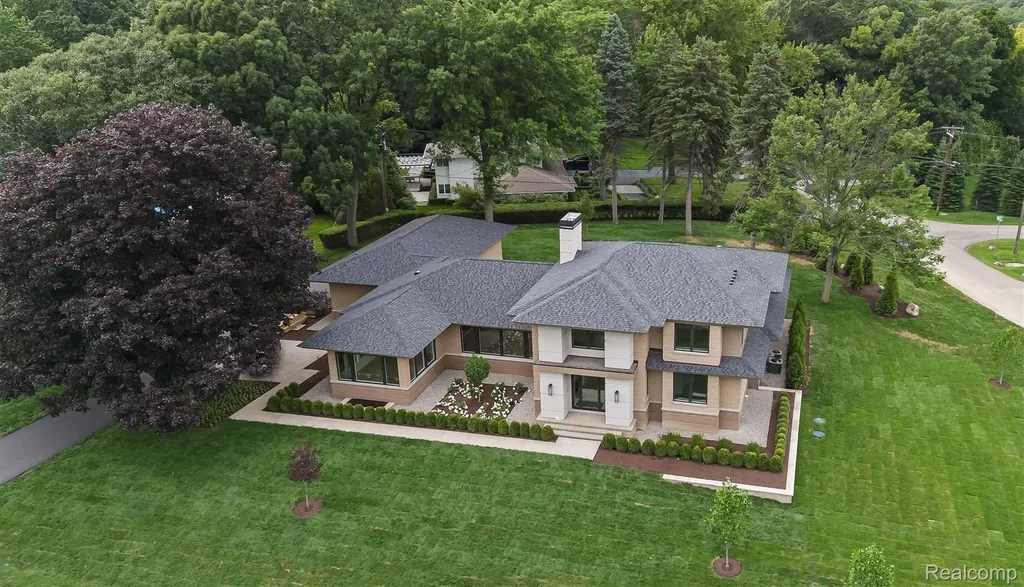 1465 Sodon Lake Drive Bloomfield Hills City MI 48302