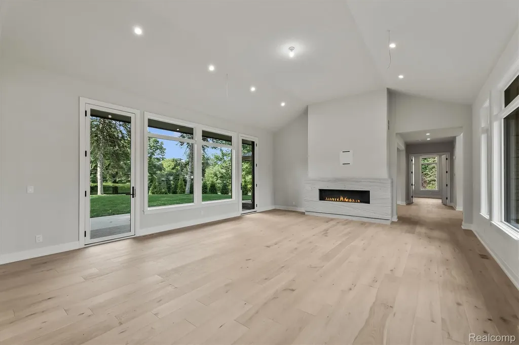 1465 Sodon Lake Drive Bloomfield Hills City MI 48302