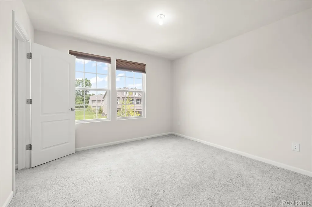 208 Addison Circle Commerce Charter Township MI 48390