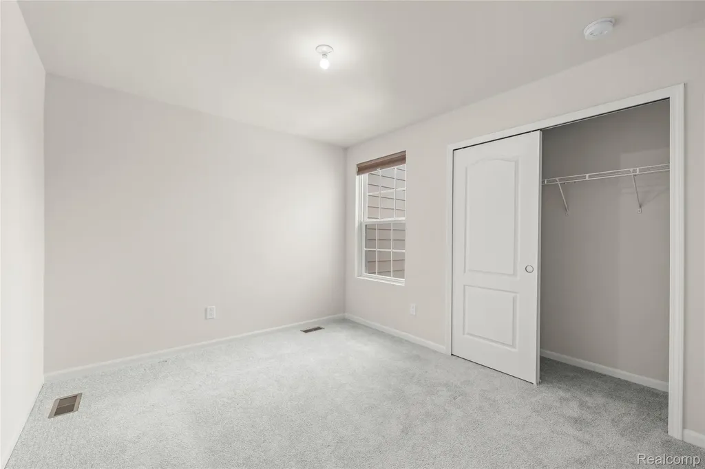 208 Addison Circle Commerce Charter Township MI 48390