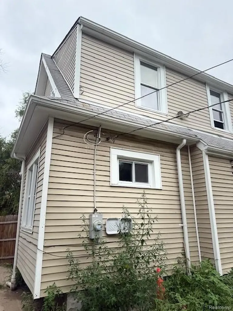 11412 Montrose Street Detroit City MI 48227