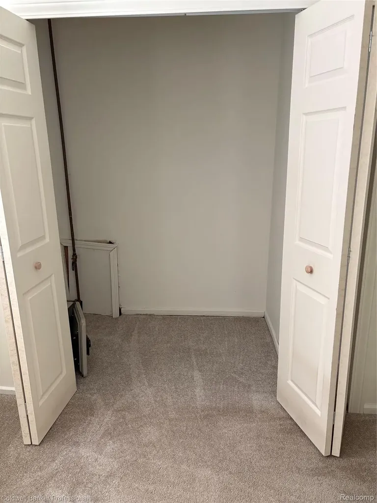 2327 Wildwood Circle Drive Grand Blanc Charter Township MI 48439