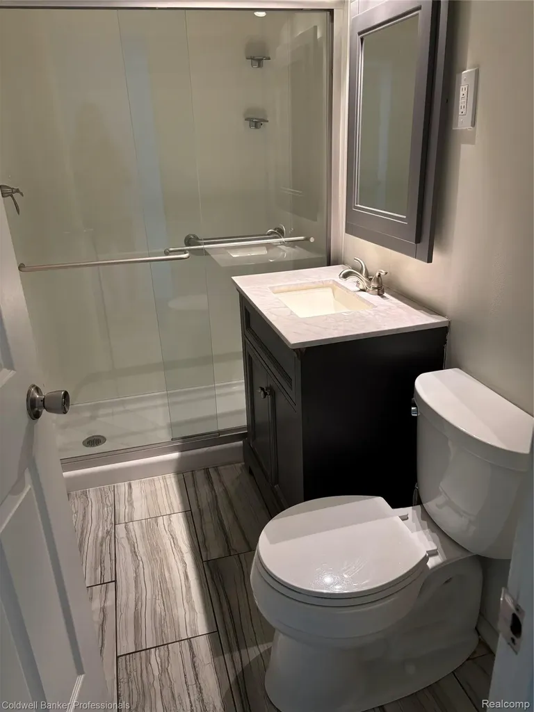 2327 Wildwood Circle Drive Grand Blanc Charter Township MI 48439