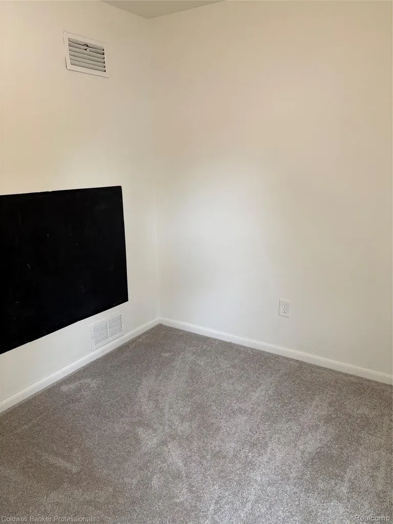 2327 Wildwood Circle Drive Grand Blanc Charter Township MI 48439