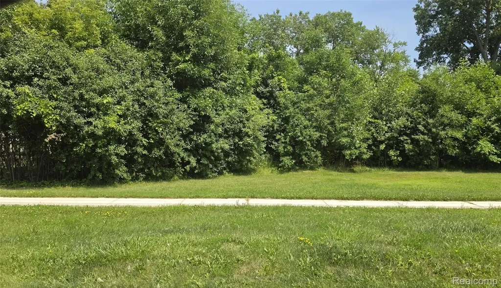 39668 Dequindre Road Sterling Heights City MI 48310