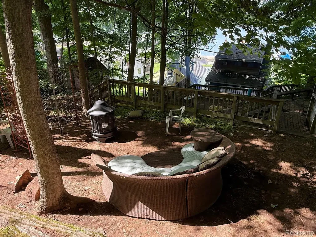 2076 Gray Park Drive Oregon Township MI 48446