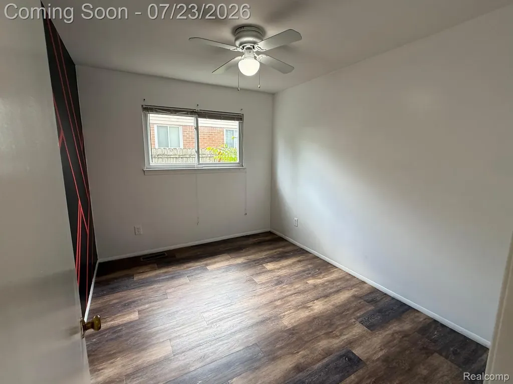 205 Shotka Street Westland City MI 48186