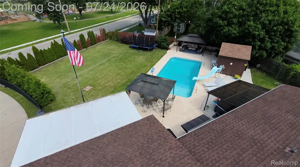 22685 Maple Court Hazel Park City MI 48030