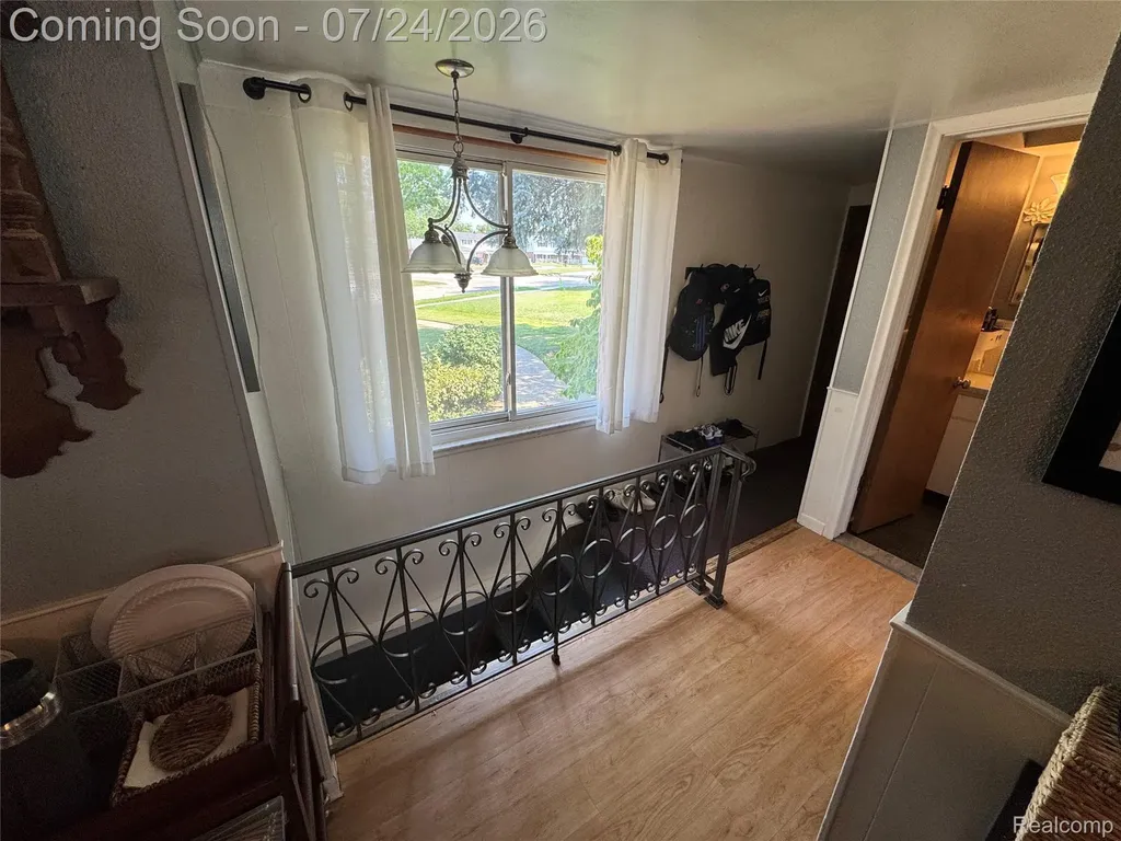22685 Maple Court Hazel Park City MI 48030