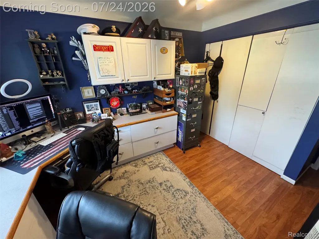 22685 Maple Court Hazel Park City MI 48030