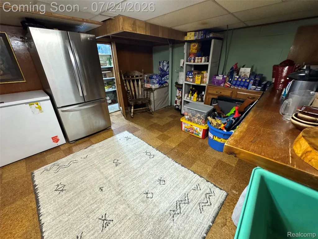 22685 Maple Court Hazel Park City MI 48030