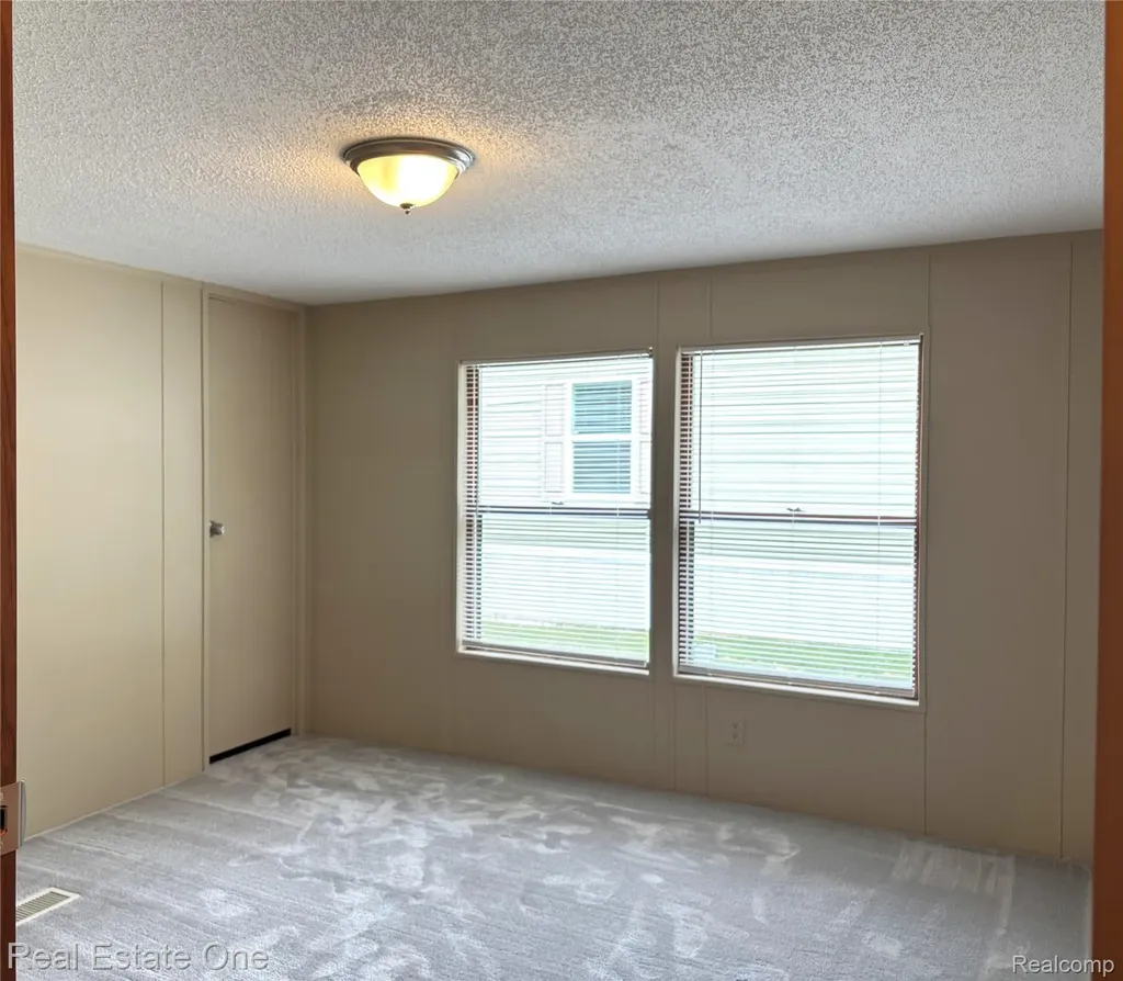 555 Turquoise Drive Northfield Township MI 48189
