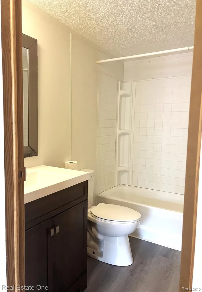 555 Turquoise Drive Northfield Township MI 48189
