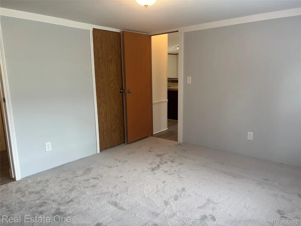 555 Turquoise Drive Northfield Township MI 48189