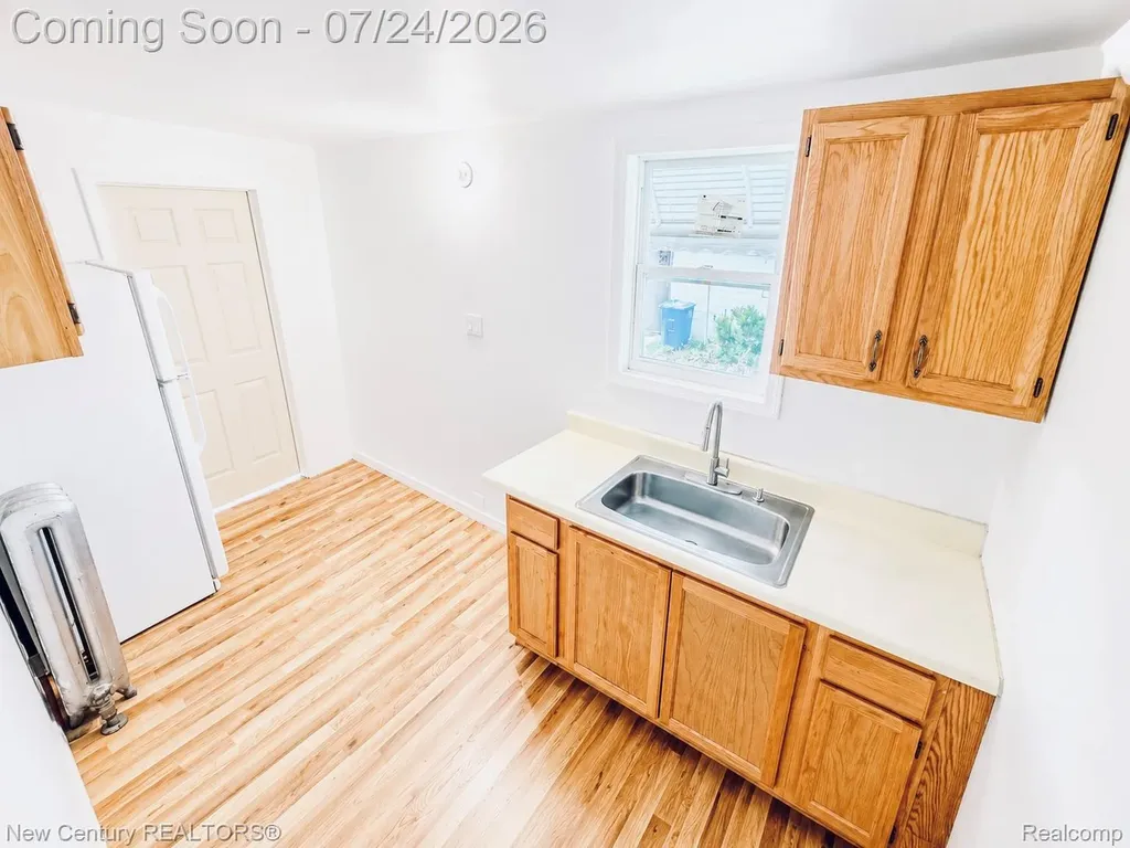 3837 Harold Street Hamtramck City MI 48212