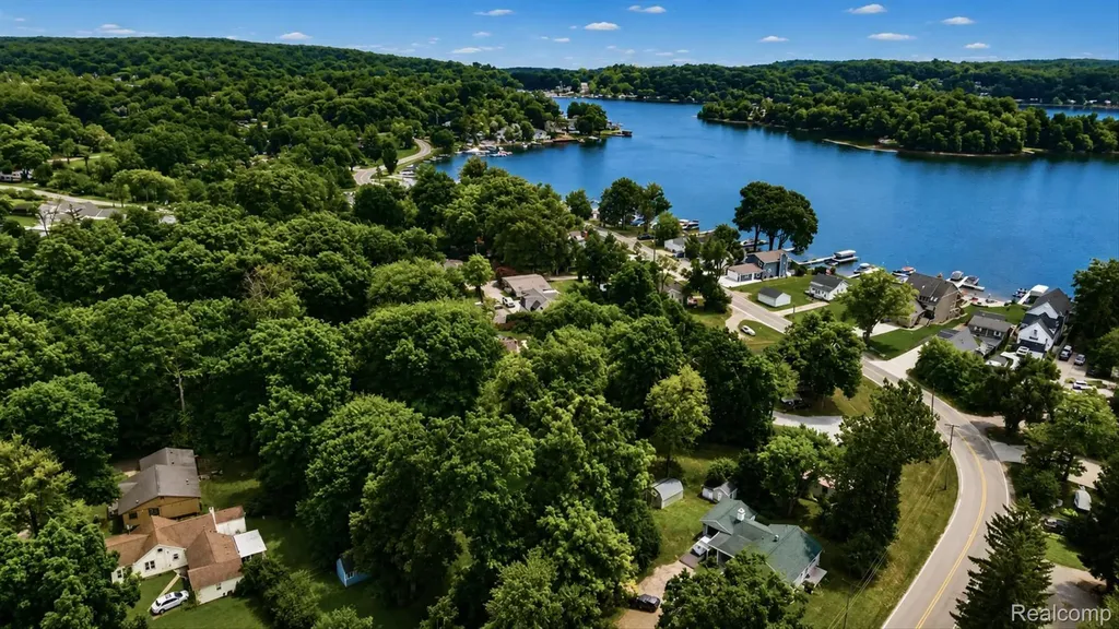 0000 Langolf Street White Lake Charter Township MI 48383