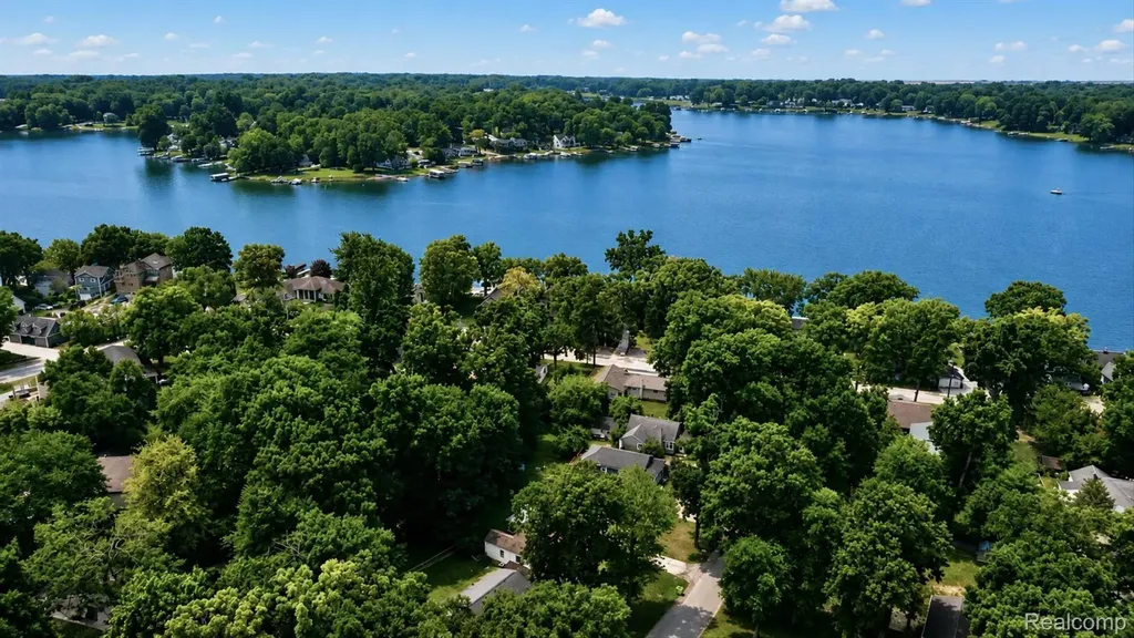 0000 Langolf Street White Lake Charter Township MI 48383