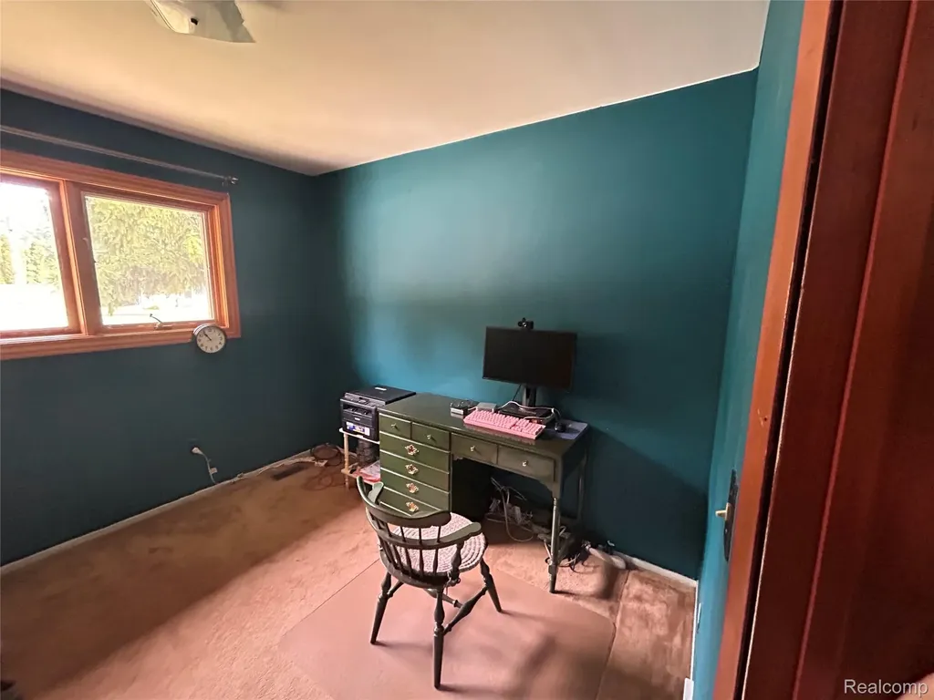 340 Trombley Drive Troy City MI 48083