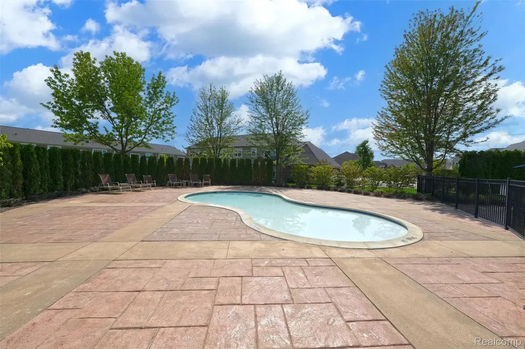 1569 E Lakeview Lane Canton Charter Township MI 48187