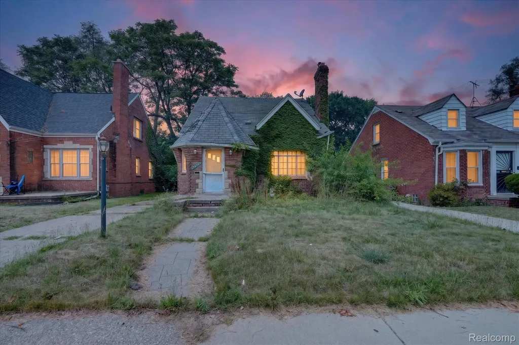 16651 Freeland Street Detroit City MI 48235