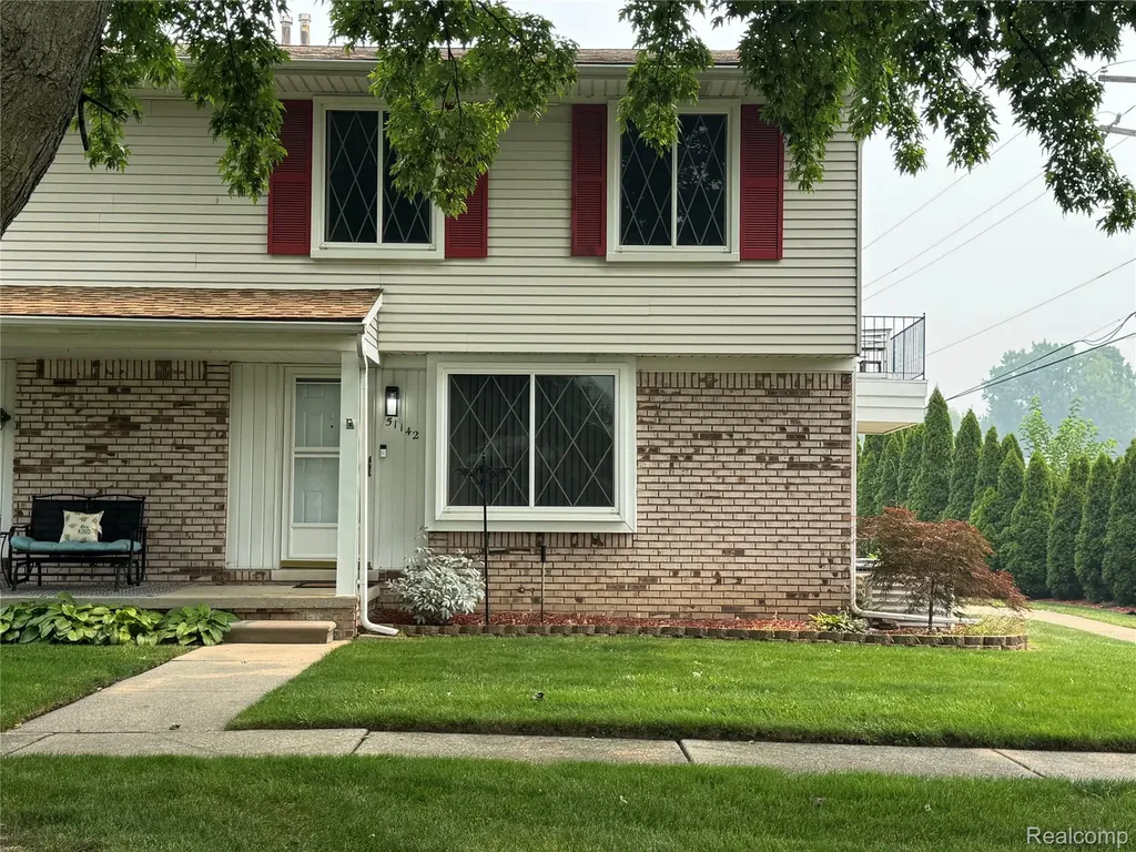 51142 S Foster Road Chesterfield Township MI 48047