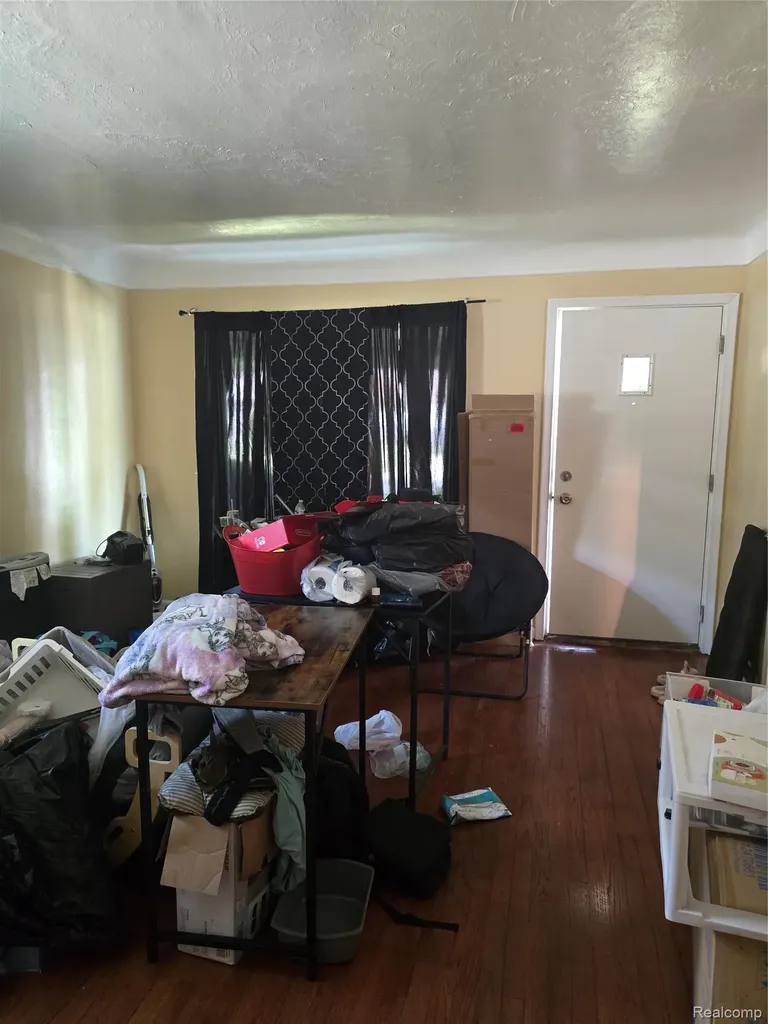 13619 Penrod Street Detroit City MI 48223