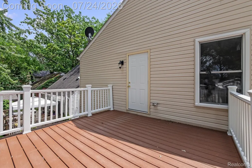 915 E 6th Street Royal Oak City MI 48067