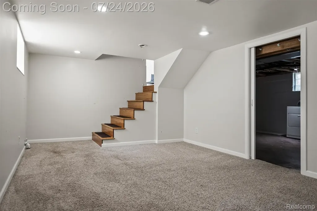 915 E 6th Street Royal Oak City MI 48067